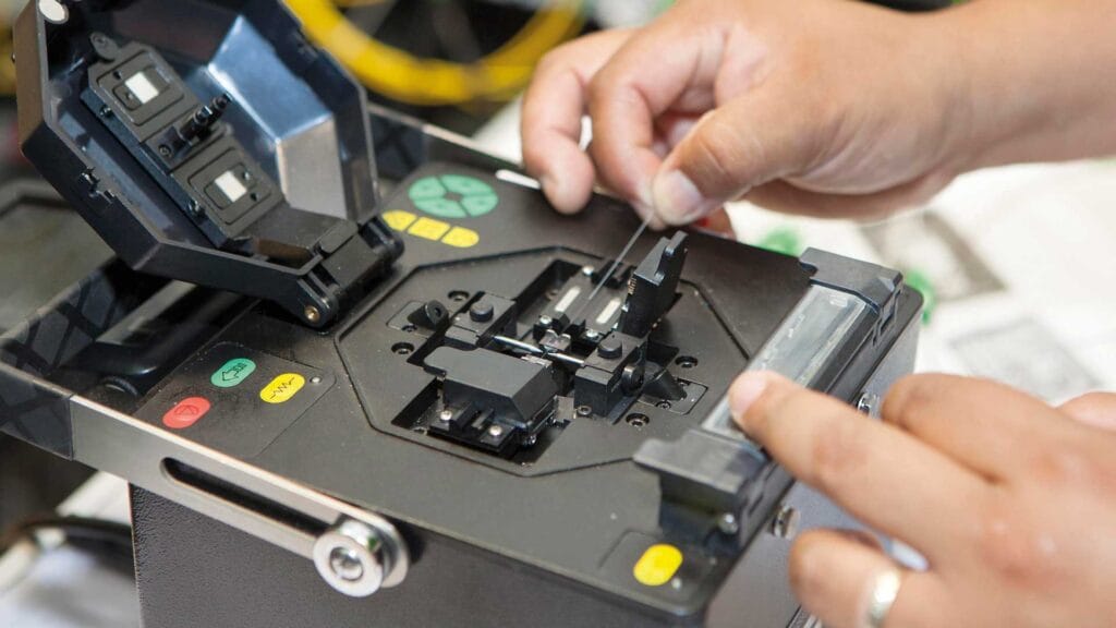 Conéctate al futuro: Cablemel revoluciona la conexión en Melilla con menos incidencias y más velocidad 1 fibra cablemel